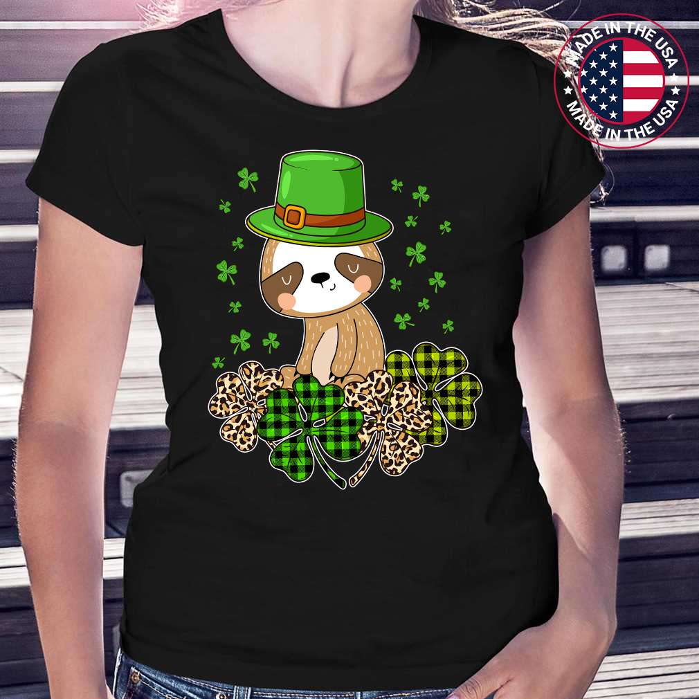Cute Sloth St Patricks Day Green Buffalo Plaid Shamrock T-Shirt