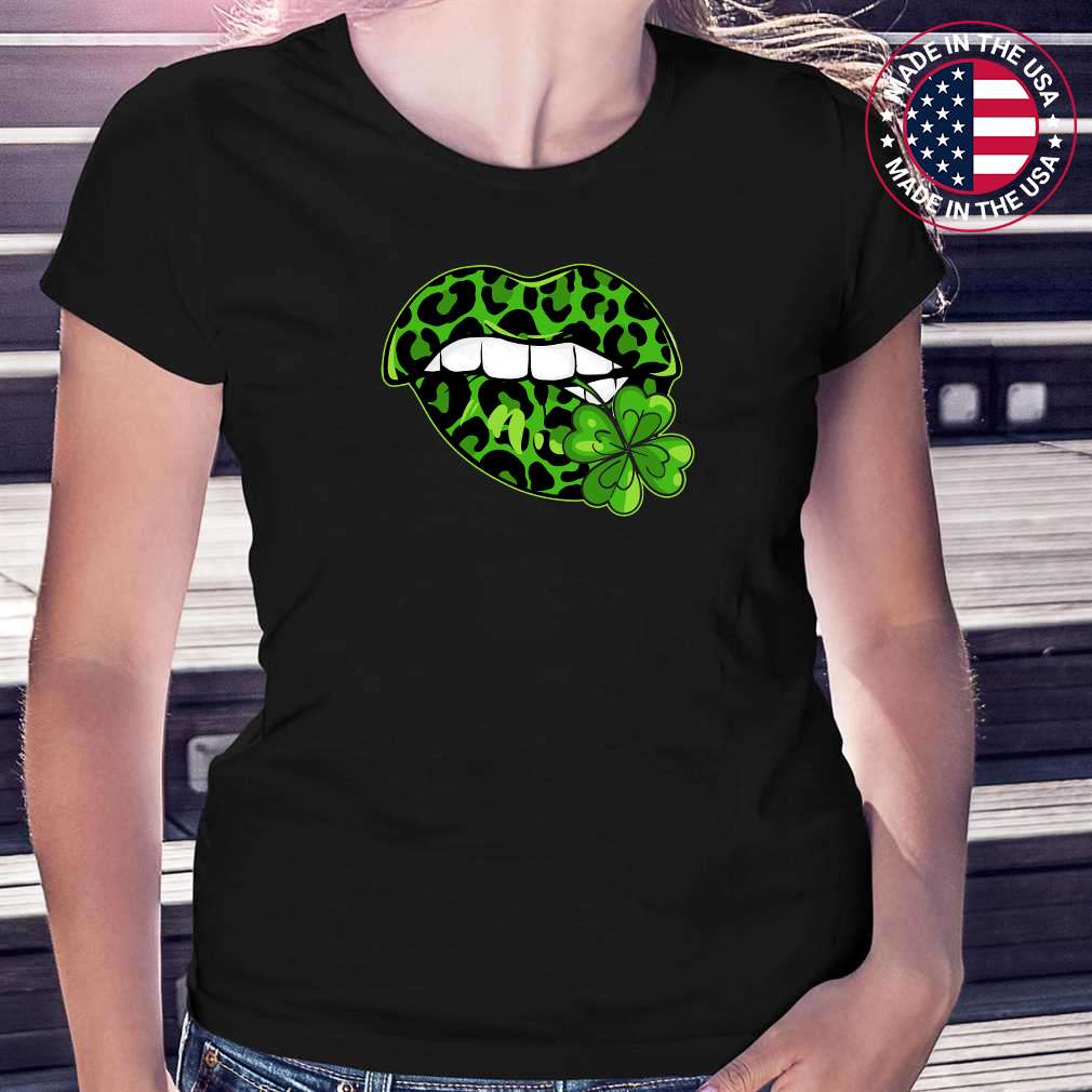 Green Lips Sexy Leopard Shamrock St Patricks Day T-Shirt